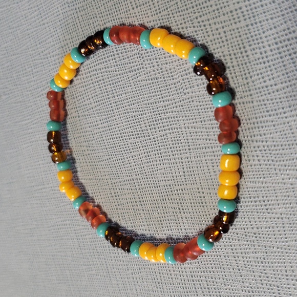 New Lightweight Stretch Turquoise and Earth Tone Colors Bracelets - Picture 6 of 7